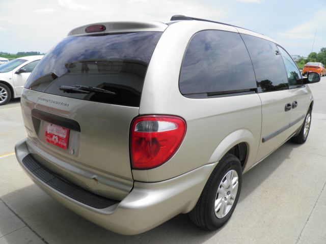 2005 Dodge Grand Caravan SE