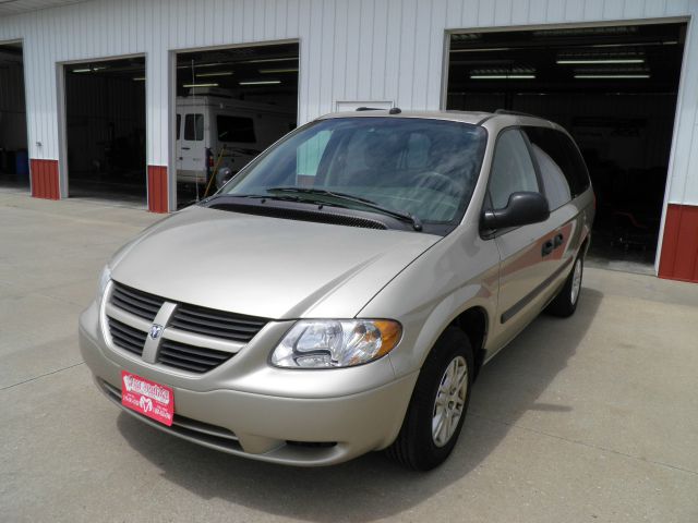 2005 Dodge Grand Caravan SE