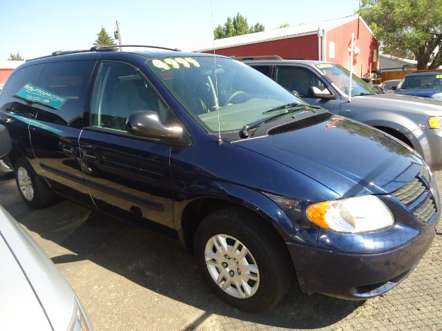 2005 Dodge Grand Caravan SE