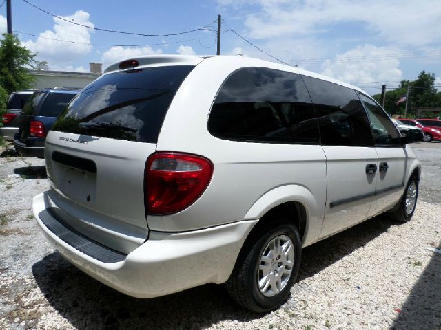 2005 Dodge Grand Caravan W8