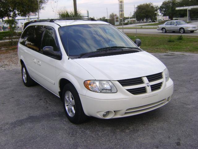 2005 Dodge Grand Caravan ES Sport