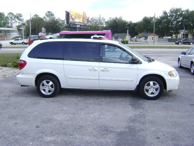 2005 Dodge Grand Caravan ES Sport