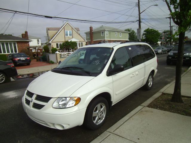 2005 Dodge Grand Caravan S