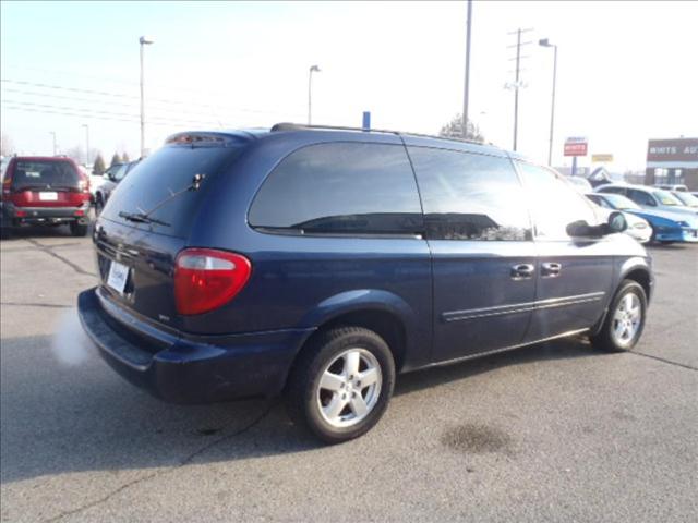 2005 Dodge Grand Caravan EX AT 2WD