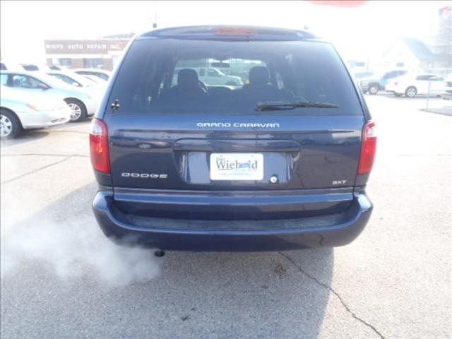 2005 Dodge Grand Caravan EX AT 2WD