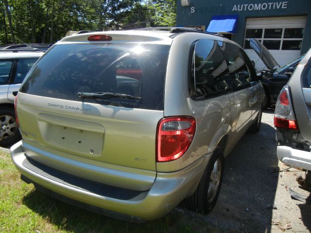 2005 Dodge Grand Caravan S