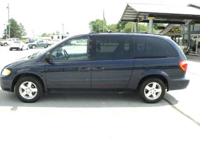 2005 Dodge Grand Caravan S