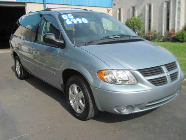 2005 Dodge Grand Caravan S