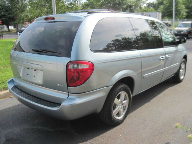 2005 Dodge Grand Caravan S