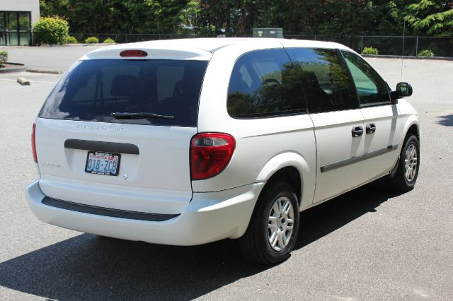 2005 Dodge Grand Caravan SE