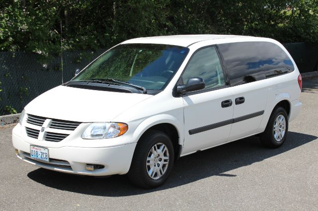 2005 Dodge Grand Caravan SE