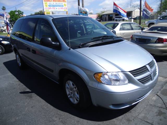 2005 Dodge Grand Caravan SE