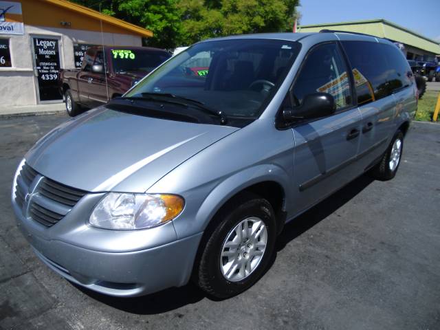 2005 Dodge Grand Caravan SE