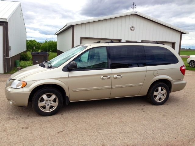 2005 Dodge Grand Caravan S