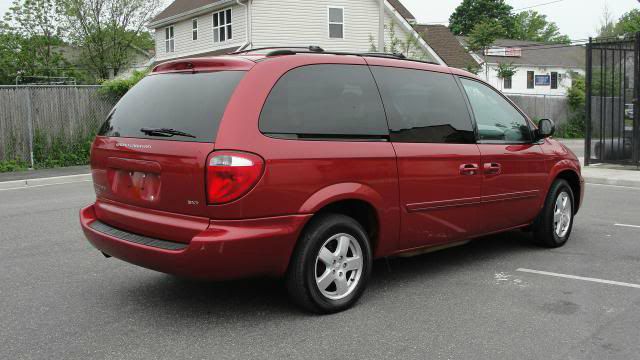 2005 Dodge Grand Caravan S