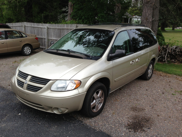 2005 Dodge Grand Caravan S