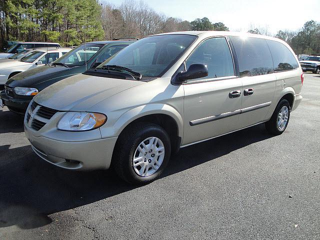 2005 Dodge Grand Caravan SE