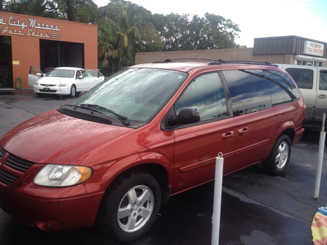 2005 Dodge Grand Caravan S