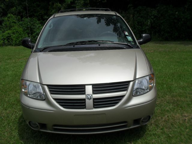 2005 Dodge Grand Caravan S