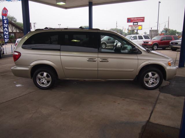 2005 Dodge Grand Caravan S