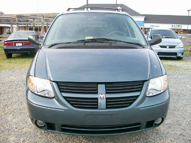 2005 Dodge Grand Caravan S