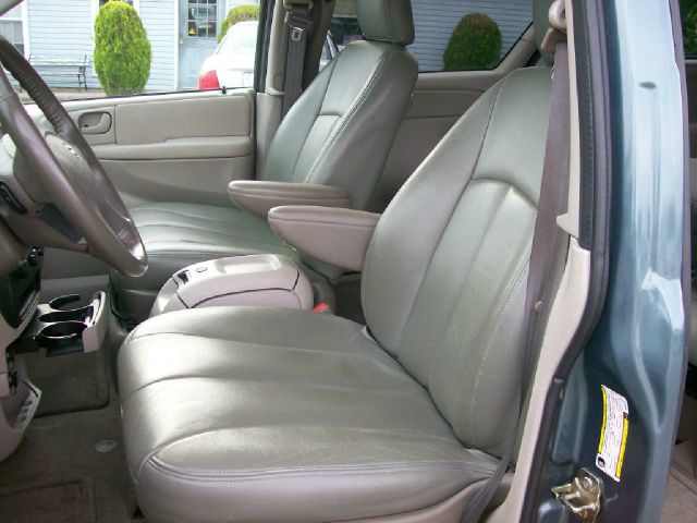 2005 Dodge Grand Caravan S