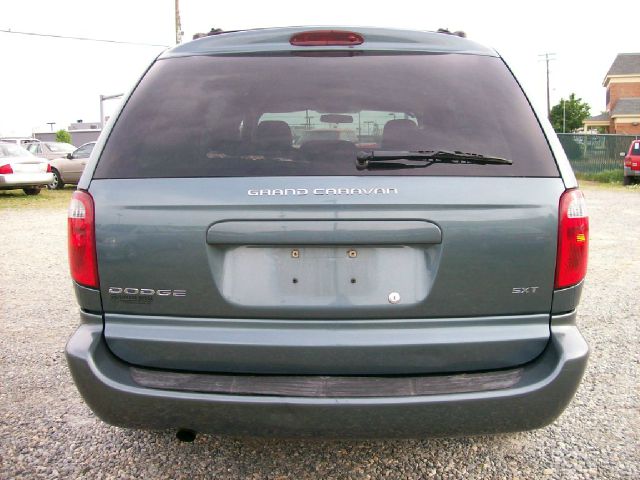 2005 Dodge Grand Caravan S