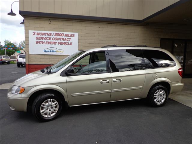 2005 Dodge Grand Caravan 2