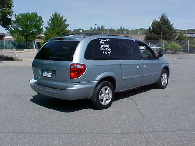 2005 Dodge Grand Caravan S