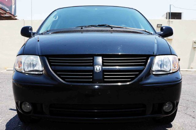 2005 Dodge Grand Caravan S