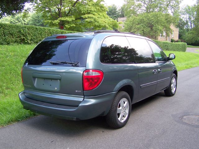 2005 Dodge Grand Caravan S