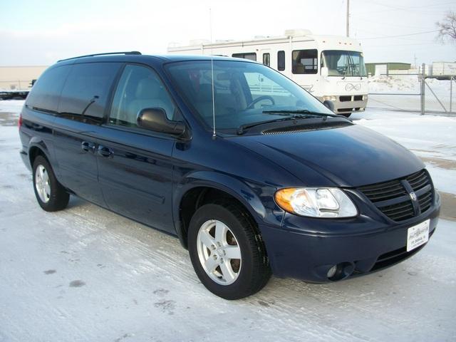 2005 Dodge Grand Caravan S