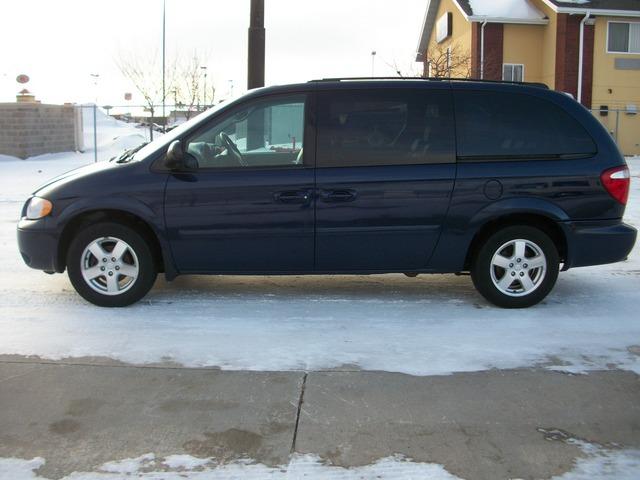 2005 Dodge Grand Caravan S