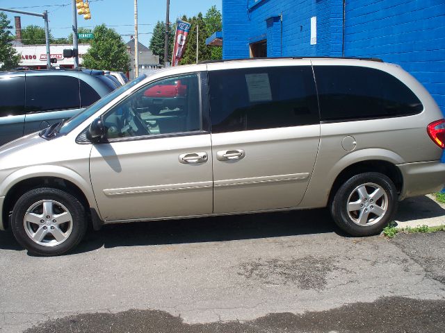 2005 Dodge Grand Caravan S