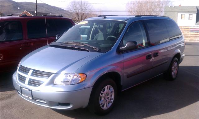 2005 Dodge Grand Caravan 97.5 XE Manual