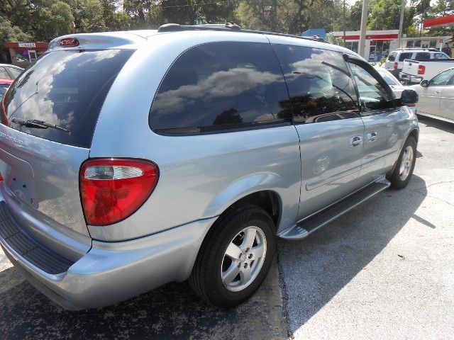 2005 Dodge Grand Caravan S