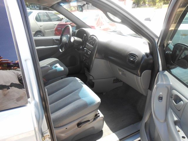 2005 Dodge Grand Caravan S