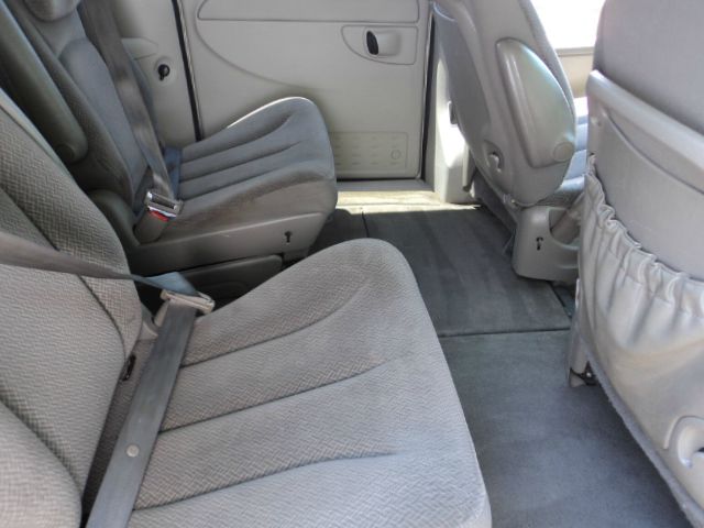 2005 Dodge Grand Caravan S