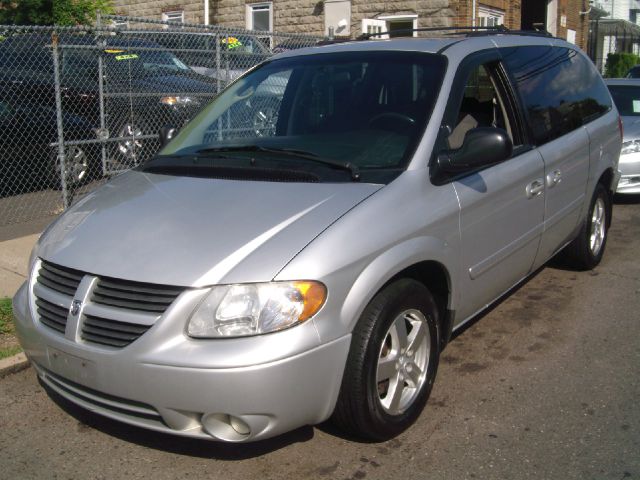 2005 Dodge Grand Caravan S