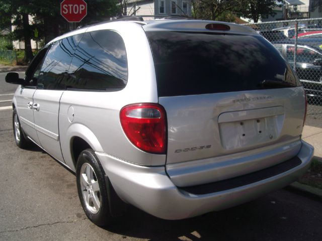 2005 Dodge Grand Caravan S