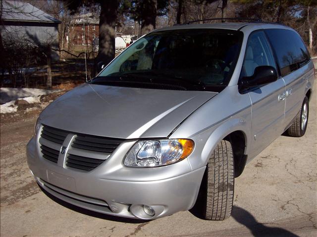 2005 Dodge Grand Caravan ES Sport