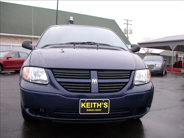 2005 Dodge Grand Caravan SE