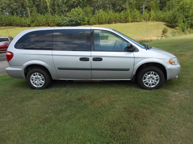 2005 Dodge Grand Caravan SE