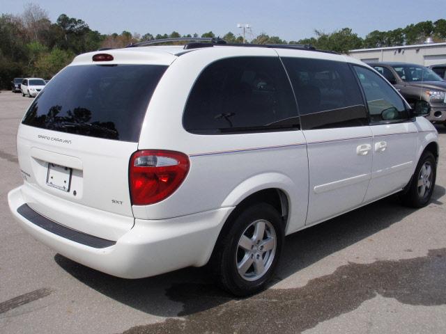 2005 Dodge Grand Caravan S