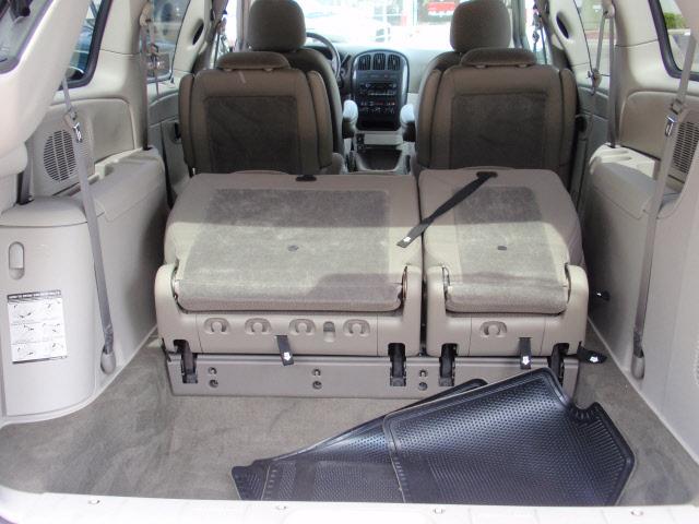 2005 Dodge Grand Caravan S