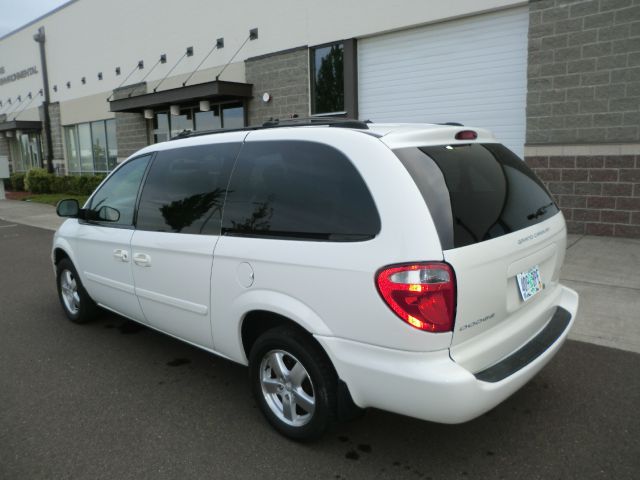 2005 Dodge Grand Caravan S