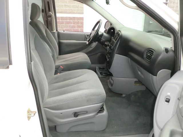 2005 Dodge Grand Caravan S