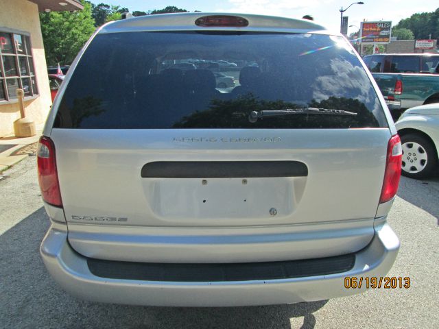 2005 Dodge Grand Caravan SE