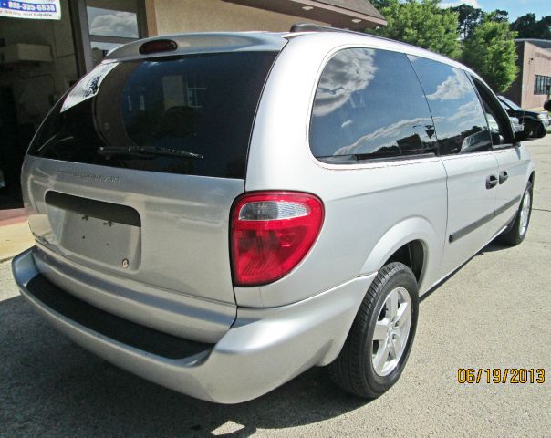 2005 Dodge Grand Caravan SE