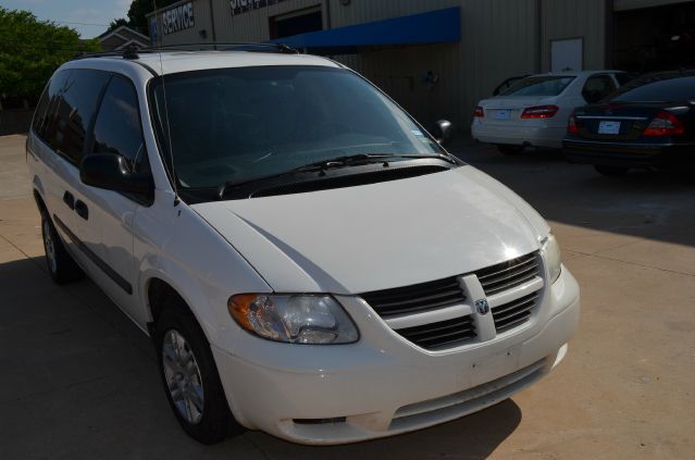 2005 Dodge Grand Caravan 2